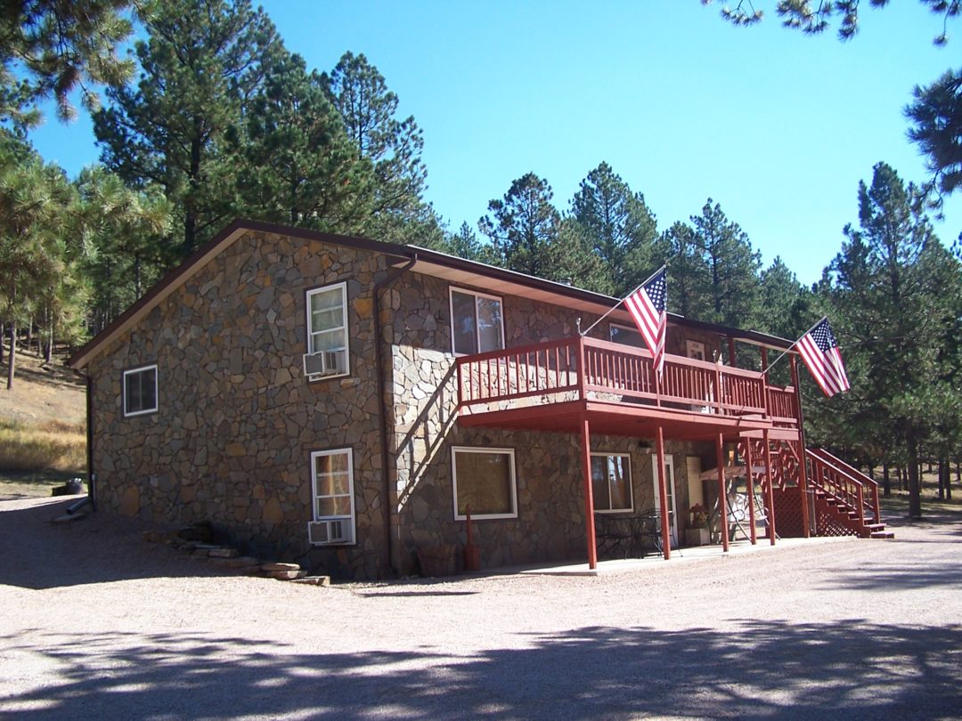 Cabins Lodges Resorts Places To Stay Hill City Sd