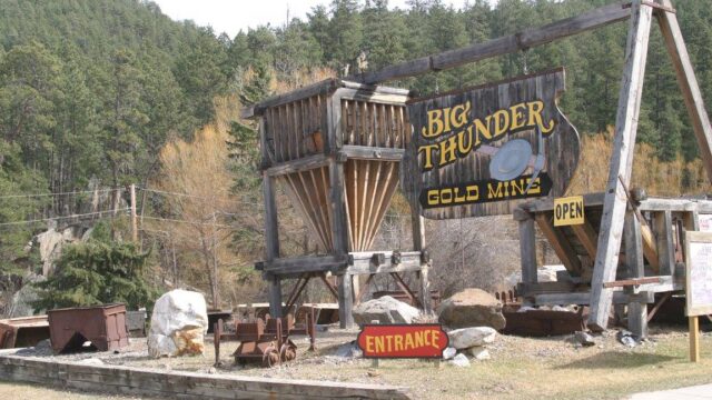 Big-Thunder-Gold-Mine-2-1