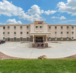 Comfort-Inn-and-Suites-HIll-City-1