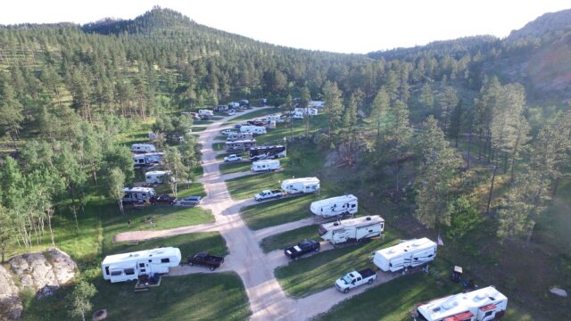 Custer_s-Gulch-RV-Park-Campground-2-1