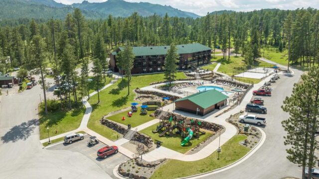 Mount-Rushmore-KOA-at-Palmer-Gulch-Resort-1