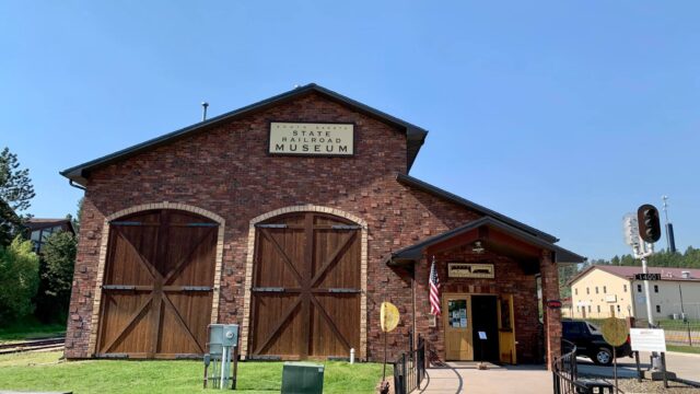 South-Dakota-State-Railroad-Museum-1